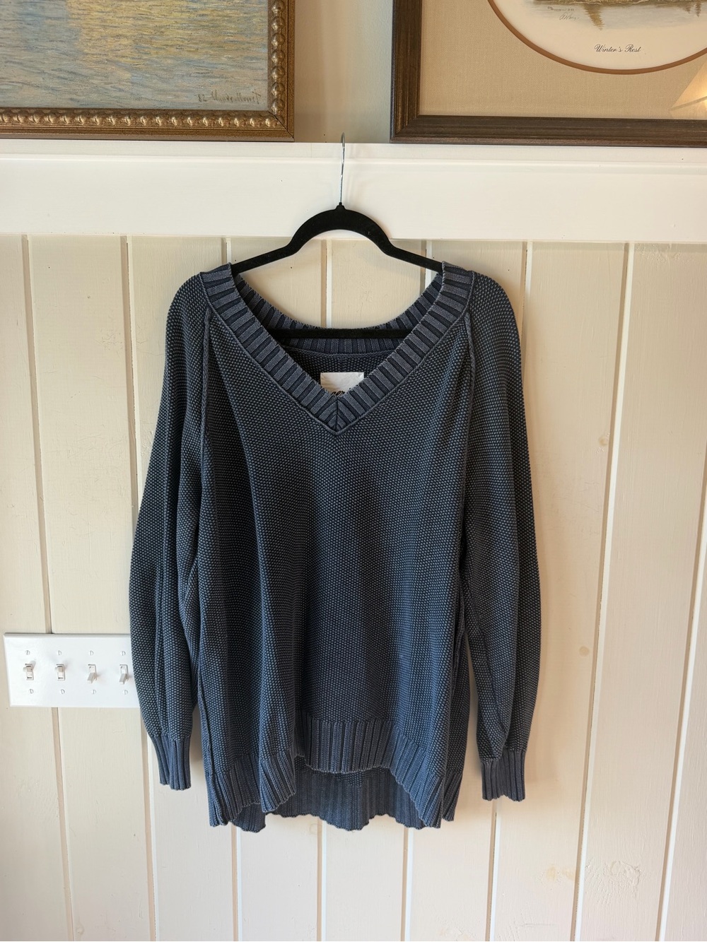 aerie Women's Navy V-Neck Knit Sweater, Size Large NWOT